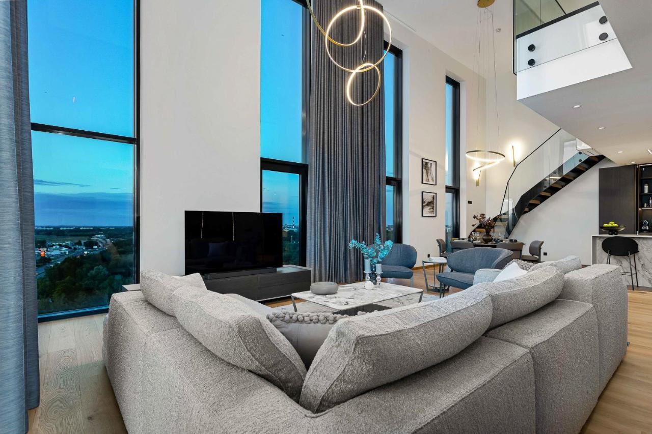 Elegant Seaview Penthouse 3br Ensuite Luxury Retreat With Sauna And Free Parking * Tallinna